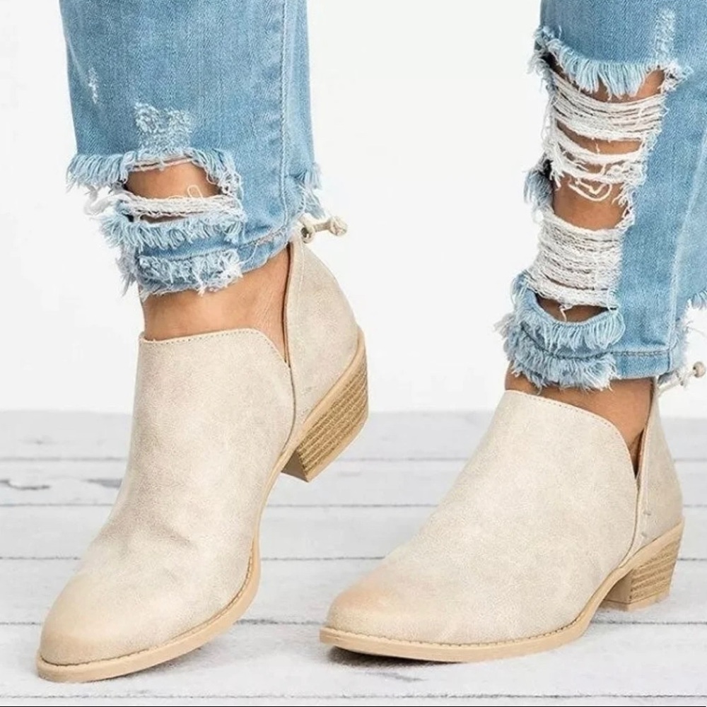 Women’s Khaki Suede Ankle Booties 8/8.5